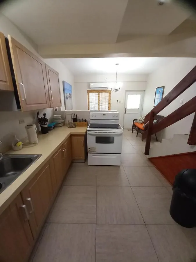 شقة Ella'S Park View Townhouse كراون بوينت ترينيداد وتوباغو